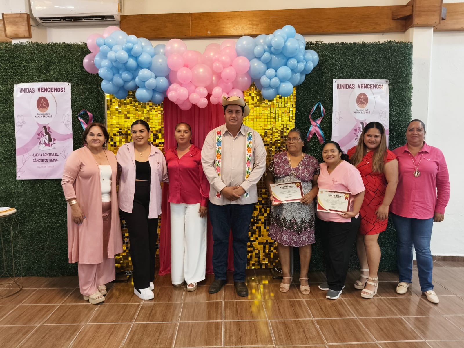 Asociación “Alicia Salinas” une corazones en la lucha contra el cáncer de mama en Balancán