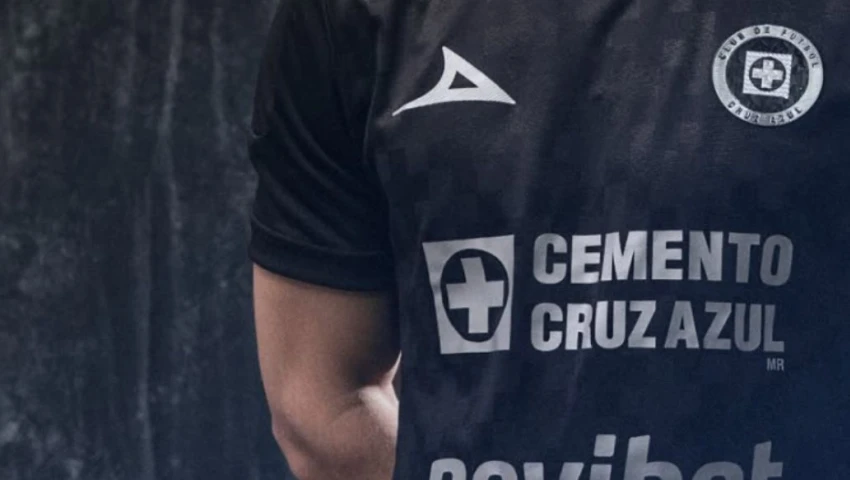 Cruz Azul deslumbra con su nuevo uniforme: elegancia total para enfrentar a Monterrey