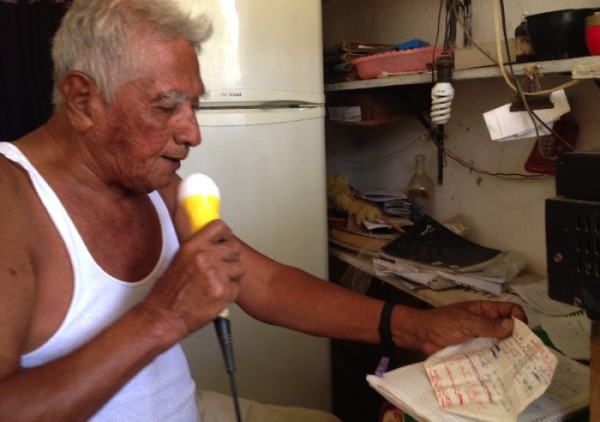 Las comunidades que aún se comunican por bocina mantienen viva una tradición de información local