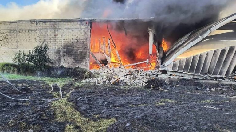 Tragedia aérea en Toluca: jet privado se desploma y deja 10 personas fallecidas