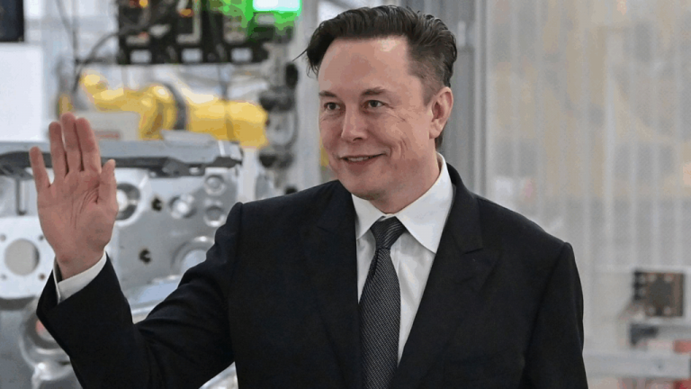 Elon Musk rompe todos los récords y se convierte en la primera persona con una fortuna de 700 billones de dólares