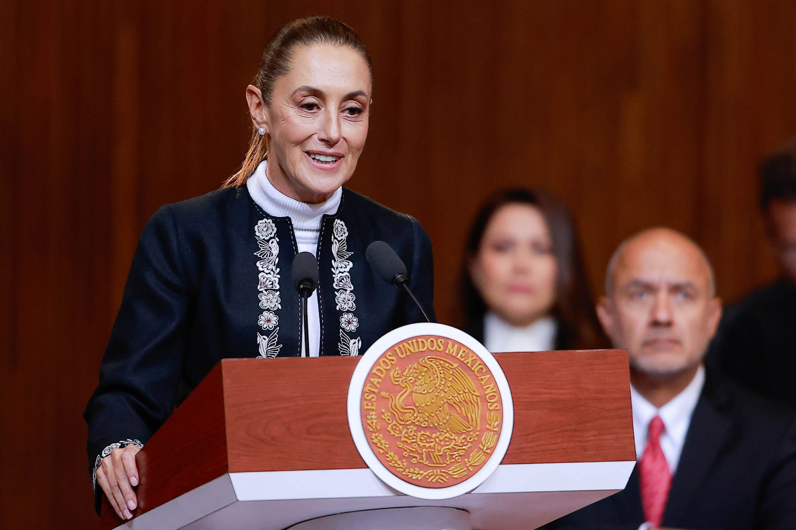 “México no se arrodilla ni se vende”: Sheinbaum lanza mensaje de soberanía en aniversario de la Constitución